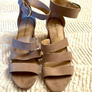 Via Spiga Carys Beige Block Heel Sandals